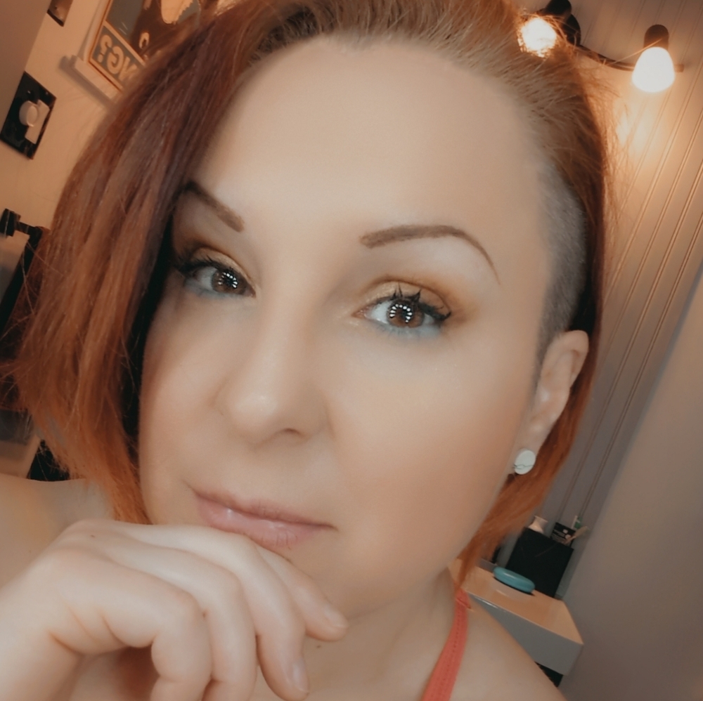 Meet your Posher, Genevieve